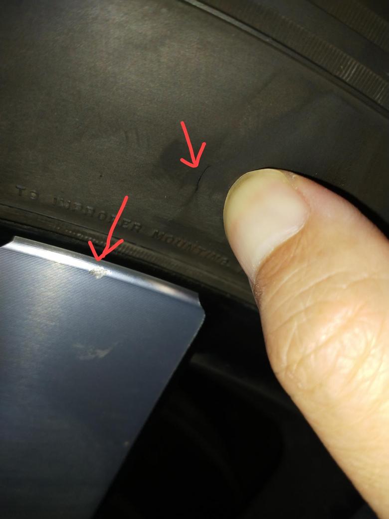 皓影 轮胎剐蹭马路牙子上了，轮胎和轮毂有裂纹，大家看是否会影响使用。
