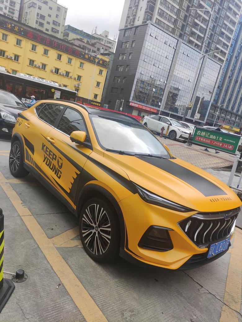 长安欧尚x5 深圳貌似比较少见，深圳还是新能源车牌车型比较畅销?