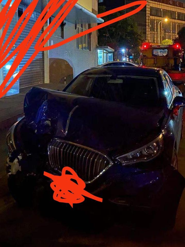 红旗h5 一个月新车撞了路灯爆两个气囊车子大修要4s店换的原厂件不知道对以后用车影响（操作性加安全性）大不大。