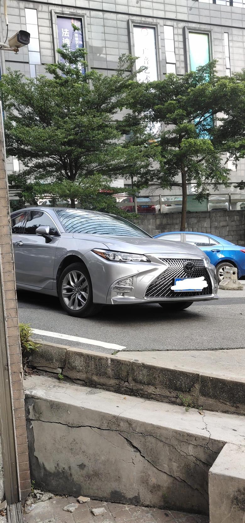 亚洲龙 这款是丰田的什么车型？