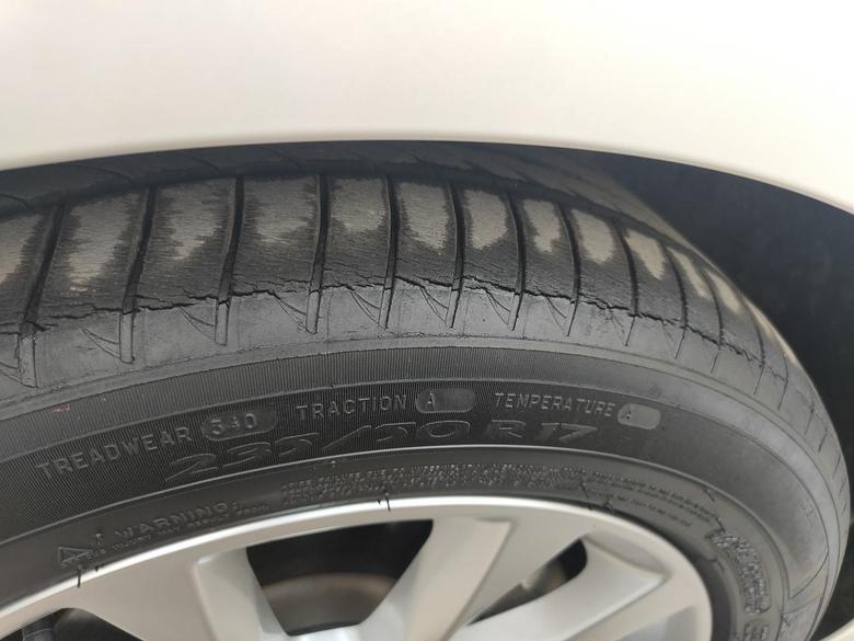 蒙迪欧 23550r17原厂米其林轮胎开裂太严重，想换一下轮胎，车友们，有没有其他牌子的轮胎可以推荐一下！
