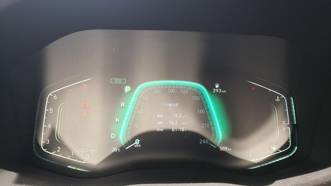 现代ix35 ix352.0l领先版新车买了两周深圳市区油耗动不动就16高速8至9个左右这个正常吗？本人也是新手一枚。向大佬们请教一下