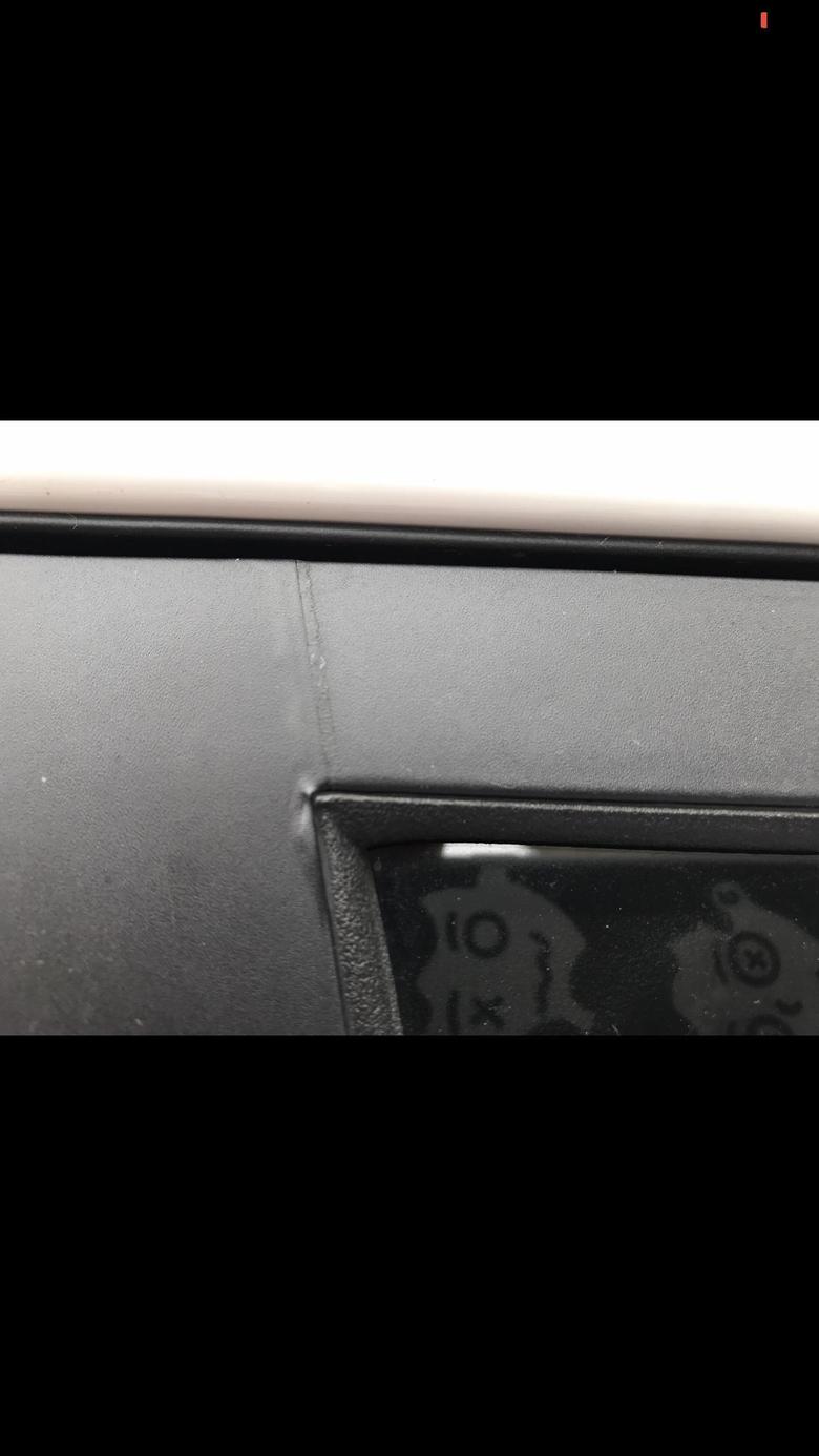 现代ix35 21款ix35，你们车窗边角会起泡吗？