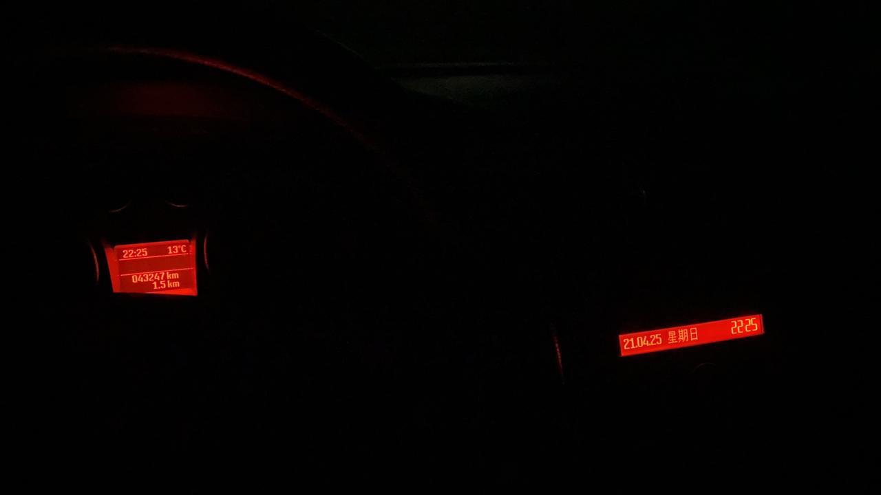 福克斯 求助停车熄火了车还亮着仪表盘跟cd在哪里关啊