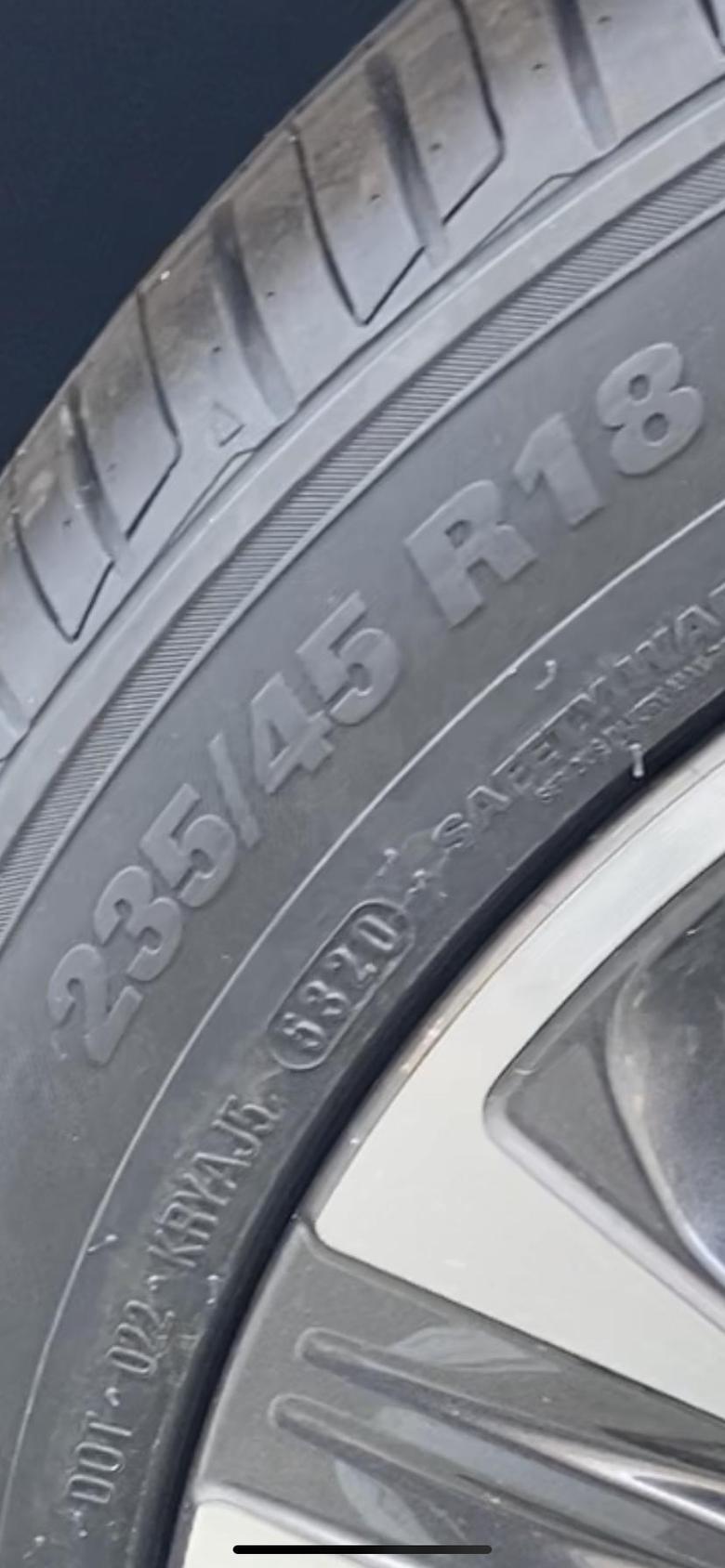 k5凯酷 车到了发现轮胎是去年的要不要紧啊？