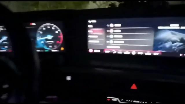 k5凯酷 全国首台起亚凯酷氛围灯支持原车屏幕控制变色64色支持QQ音乐联动独家喇叭天使眼光圈。