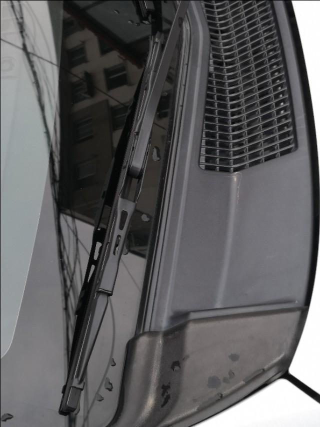 一汽丰田威驰车雨刮器使用多长时间需要更换？