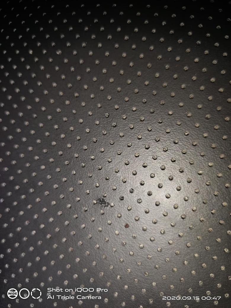几何a原装真皮副驾驶座椅屁股做的地方有个烟灰洞，修一下多少钱