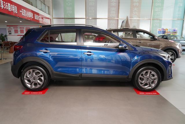 东风悦达起亚旗下入门级SUV——奕跑在南京正式上市，6.98万元 7.98万元的指导售价则非常具有吸引力，更是刷新了合资SUV车型最低价。