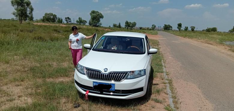 昕锐 手动标准版19年六月的车两万五千公里了在内蒙古还想卖还值多少钱