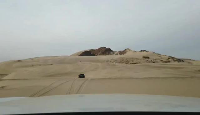 荣威RX8库布齐沙漠穿越，副驾驶位置拍摄。