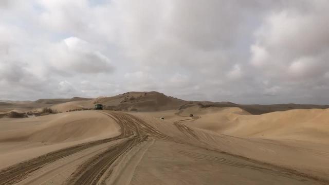 自由侠 游骑兵汽车俱乐部穿越科尔沁沙漠.