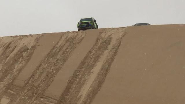 游骑兵俱乐部4月科尔沁沙漠穿越，Jeep自由侠表现出色！