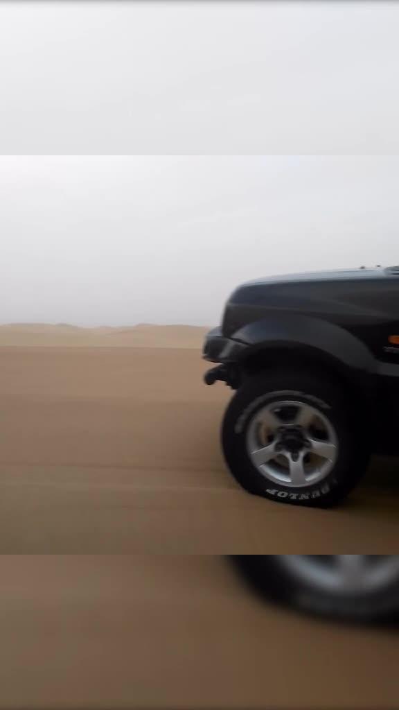 吉姆尼(进口) 在腾格里沙漠感受什么是七级沙暴