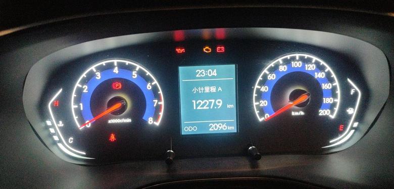 北京x3 新车还在磨合期，二天跑了1228公里，全程高速，加了四百块钱油，过了首保后，油耗会不会更低