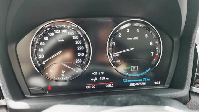 宝马x1 phev 为什么我刚买的新车充满电电池只显示78公里啊