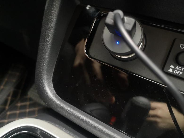 19款欧蓝德2.4的遥控锁车喇叭不叫你们车也是这样吗？能不能装一个自动锁车就是钥匙离车远了或者忘记锁车自动锁