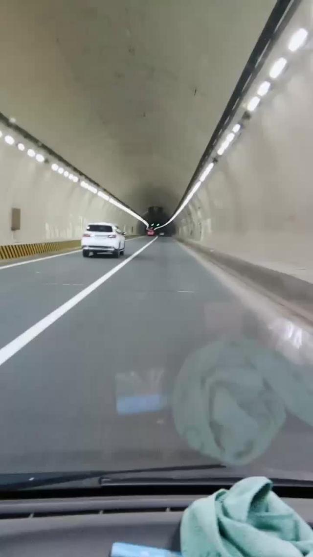 荣威rx5隧道
