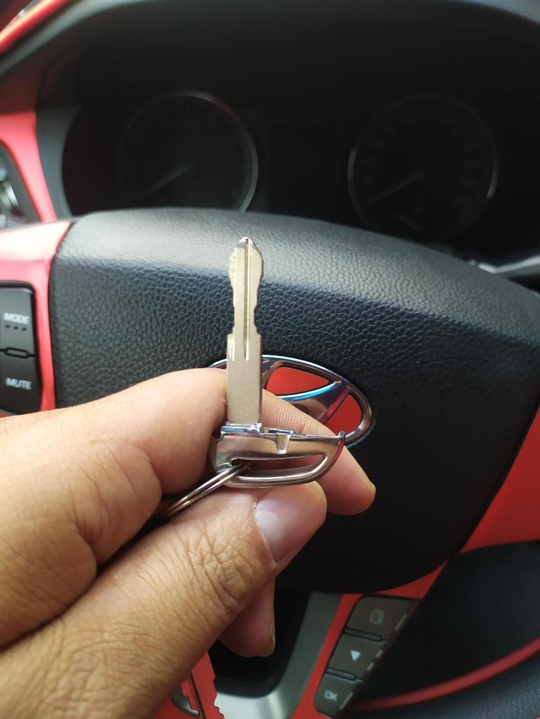 名图只剩这钥匙了可以启动车吗？