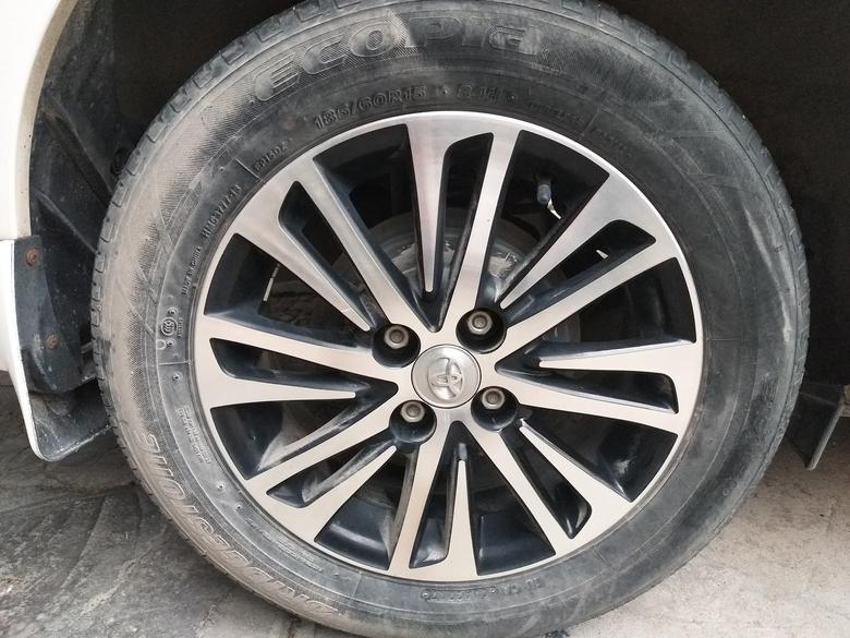 威驰改装这种轮毂要多少钱原车外胎不换可以装上用吗？