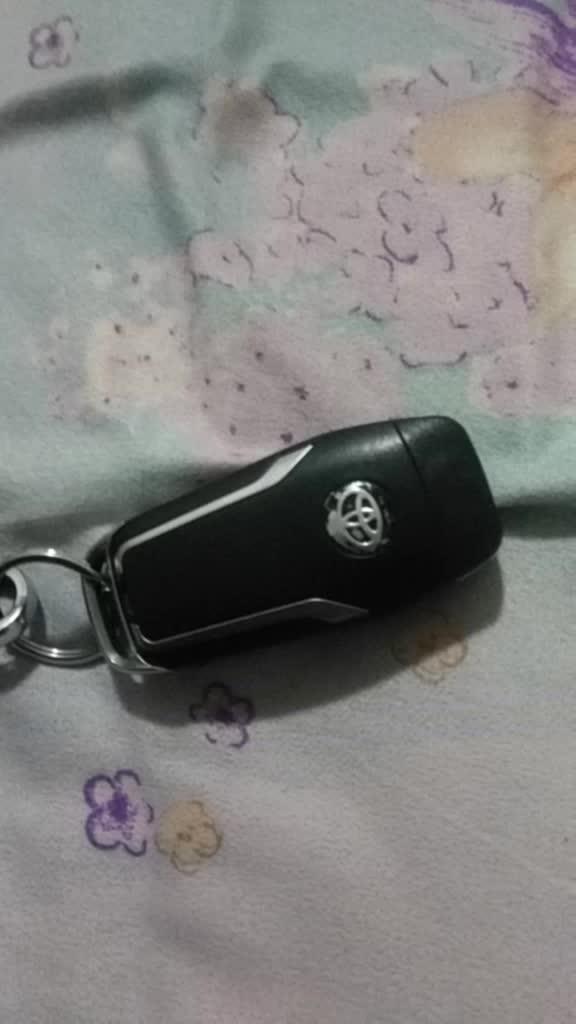 自己改装的丰田威驰遥控钥匙，很好用的。