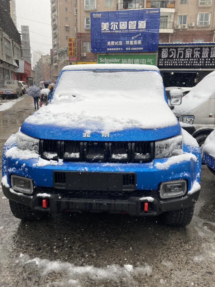 北京bj40贵州下大雪啦