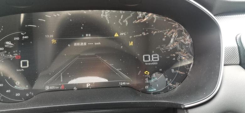 荣威i6 max 大佬们今天我的车仪表盘上发动机出现黄色的了提示发动机排量故障是燃油差的原因么？买了还不到一个月！