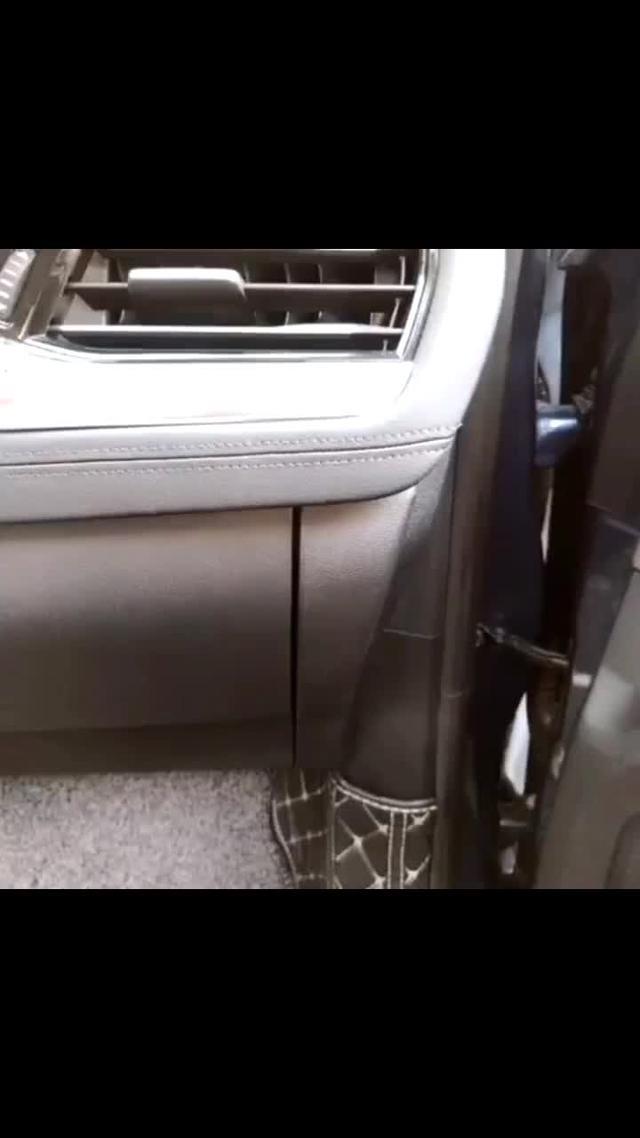 有车友又问锐际空调滤芯和空气滤芯怎么换，可以看看这个视频，很简单。希望能帮到你！