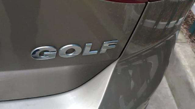 polo大众的高尔夫，据说一切车型都是高尔夫加长、加高的！哈哈！