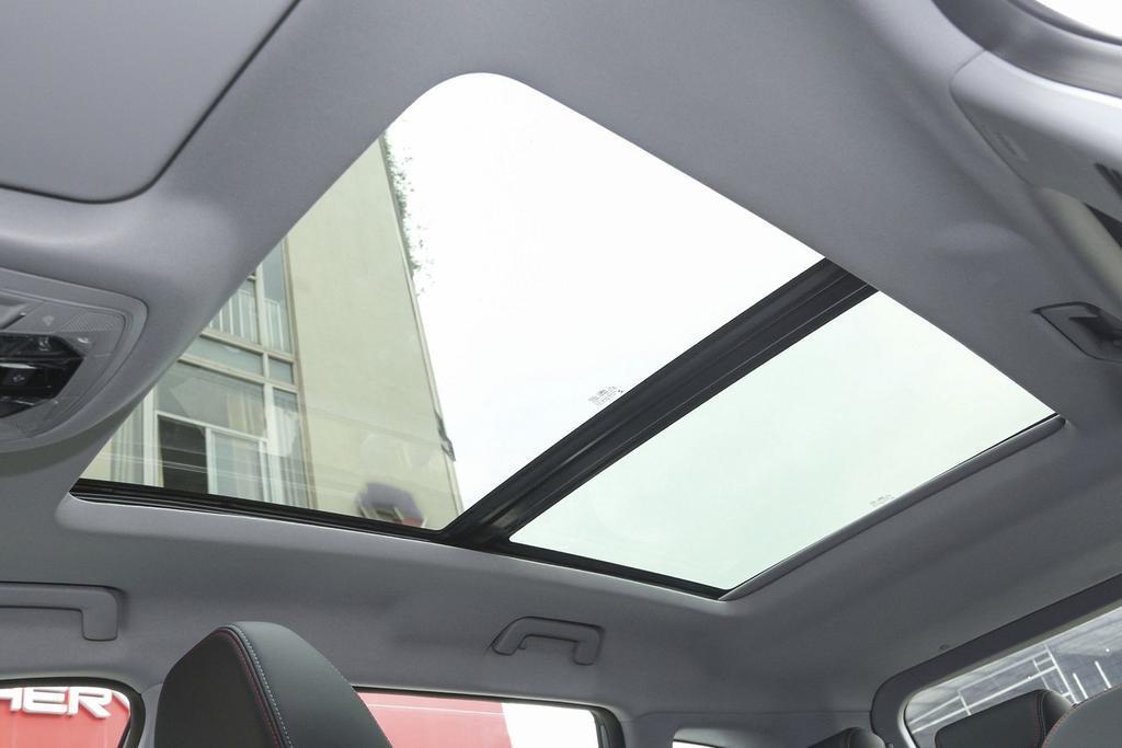 瑞虎7问一下各位车友，你们的全景天窗有贴膜的吗？有没有必要？