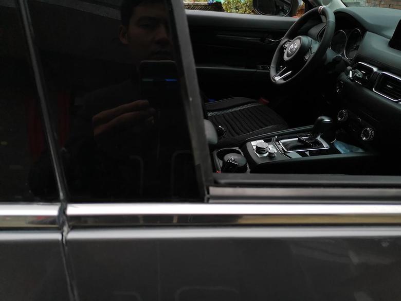 马自达cx5 CX-5车窗外压条怎么拆解的？