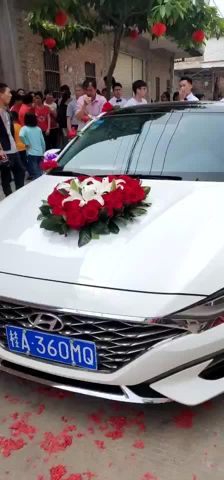 菲斯塔北京现代白色的小视频一个