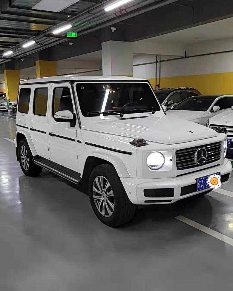 奔驰g级出售一辆白色20款的G500北京户的，北京有需要的联系，原版原漆，可以看车，价格细聊
