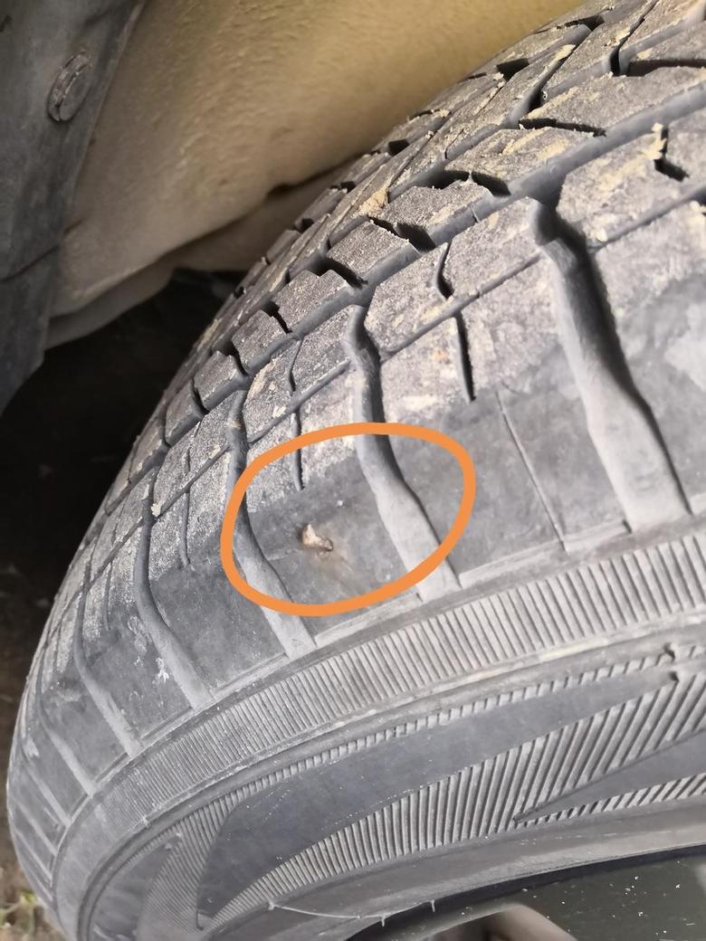 长安cs75 轮胎这里扎了个钉子，请问还有得救吗？怎样才能补的回来，以后能否跑高速？