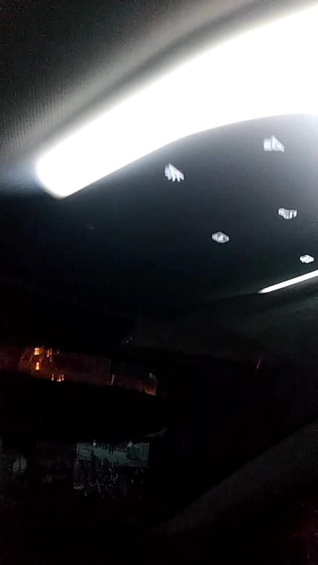 星途凌云星途txl星耀新车在4S店提车时发现副驾驶氛围灯有问题，怎么办？