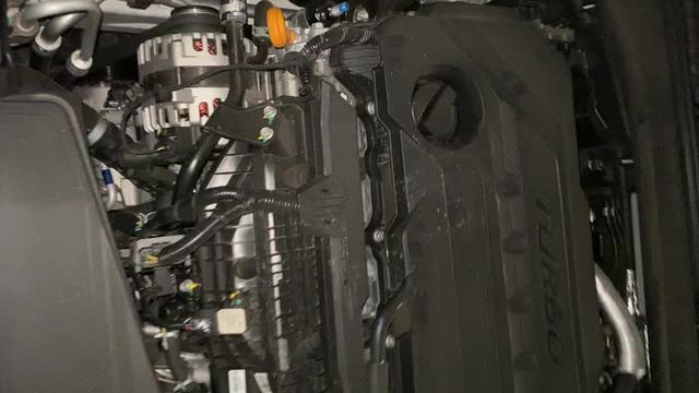 十代索纳塔2.0T发动机故障灯亮，发动机声音像拖拉机，升级ECU还没出4S店，故障灯又亮起来…