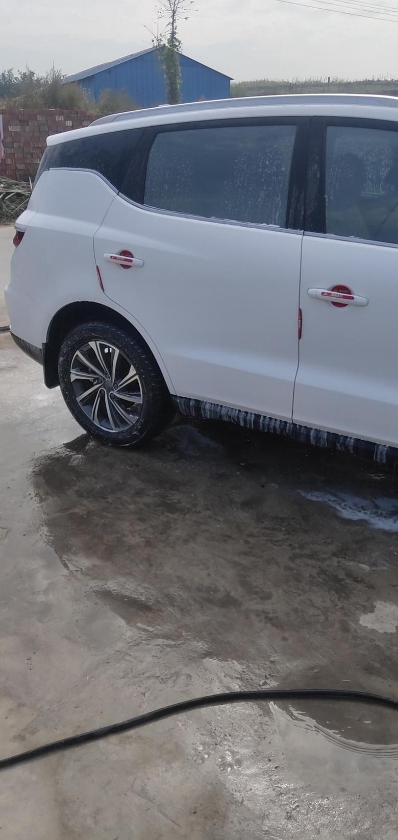 远景x6 洗车，打蜡，三个月首次洗车