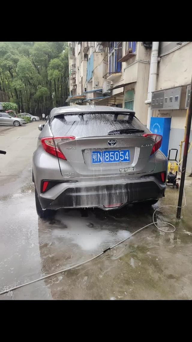 奕泽izoa我的洗车小能手！