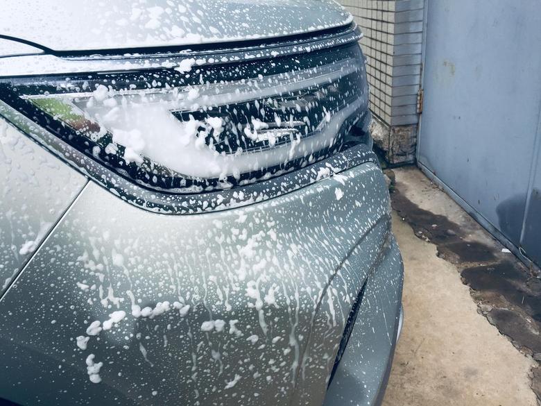 荣威rx5 max自己洗车是一种享受