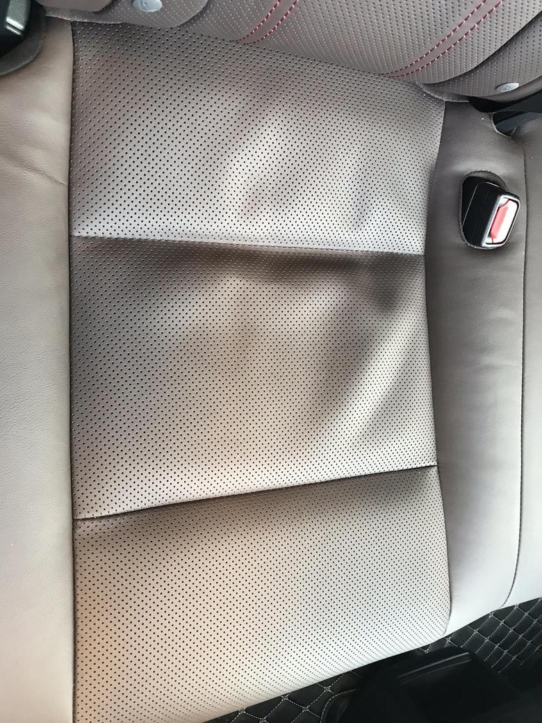 雷克萨斯RX的后排座椅变形！你们会吗？