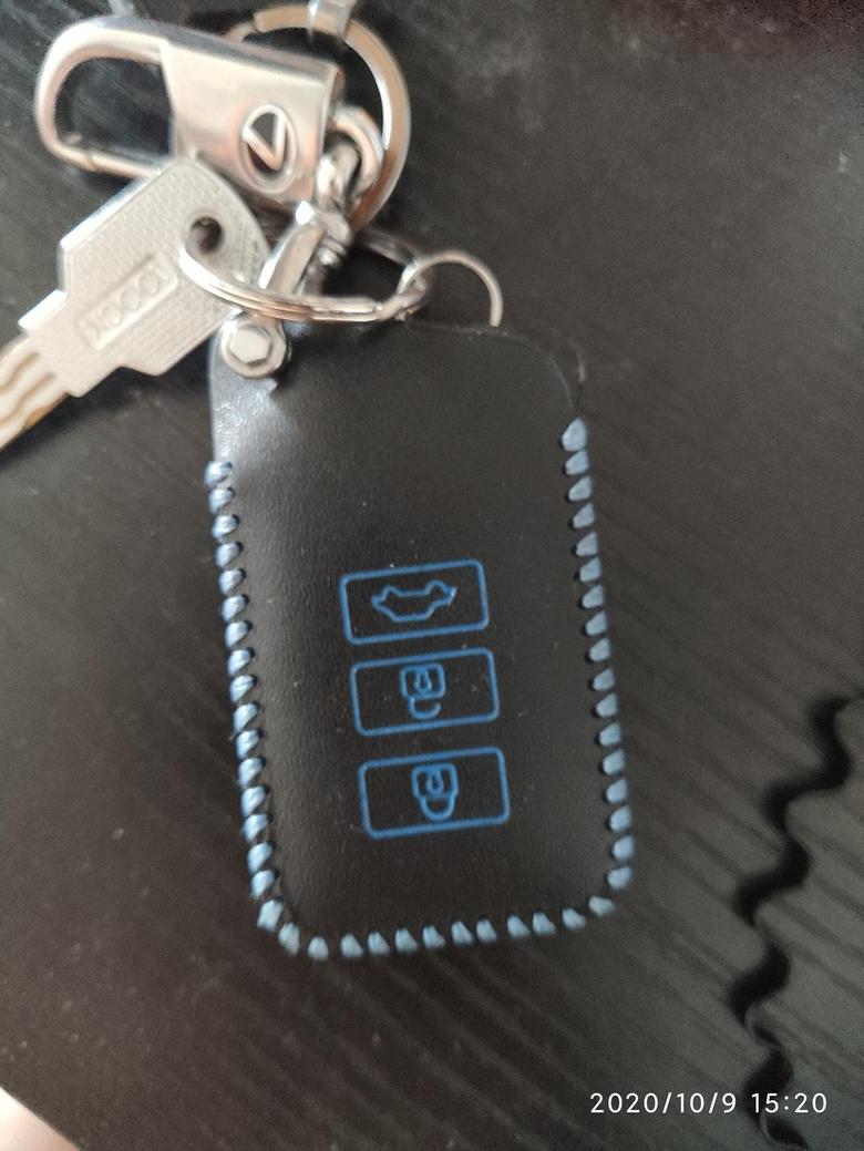 雷克萨斯rx有人跟我一样吗20款RX300舒适，钥匙放裤子口袋，经常提示没有检测到钥匙（有时候不提示有时候提示，发生很多次了），要把钥匙放档位旁边。