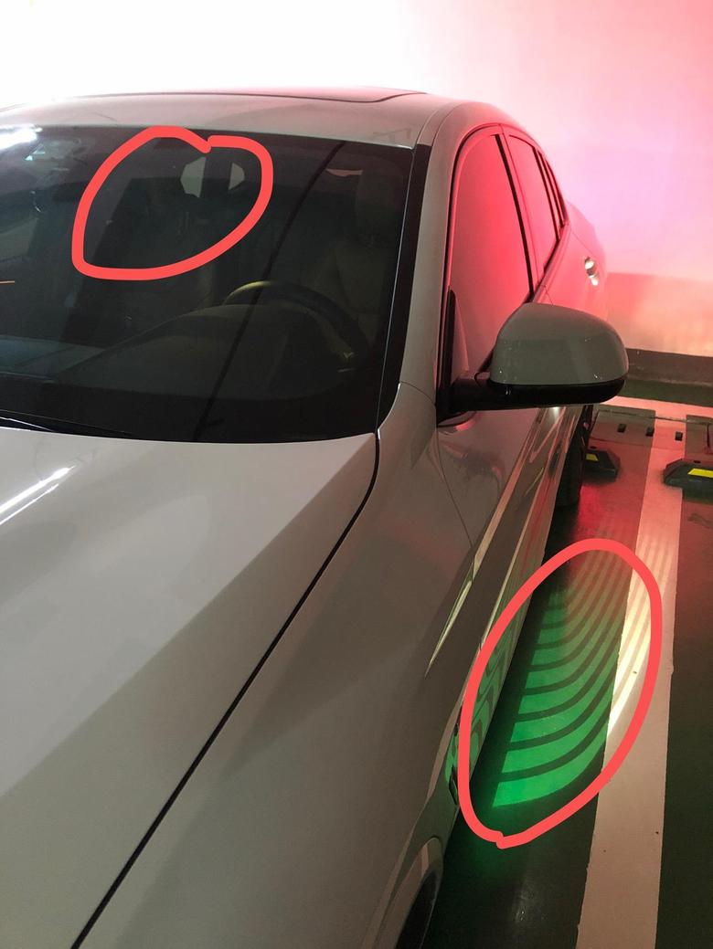 各位车友，宝马x4的车内灯和地面迎宾灯是同时亮起的，怎样才能只亮地面迎宾灯呢？是不是要动线了，大神们来讨论讨论