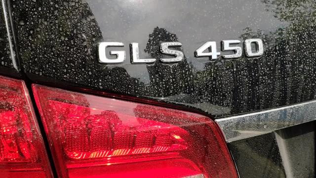 奔驰GLS稳重大气，安全舒适，适合时尚家用！不错不错！