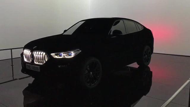 #2019广州车展#宝马新X6VantaBlack版本车身材料能够吸收99.7%光线#宝马X6#