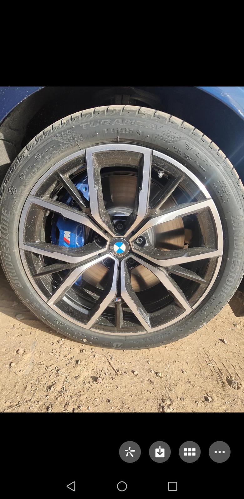 宝马5系(进口)各位540车友，你们的轮胎是什么品牌啊，我怎么感觉这个轮胎被换了啊