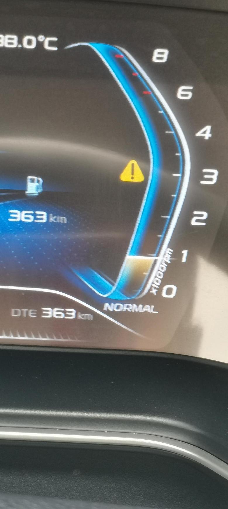 长安欧尚X7这感叹号是什么情况，车友们你们有出现过这种情况没有，是双离合温度过高。还是什么水温过高？