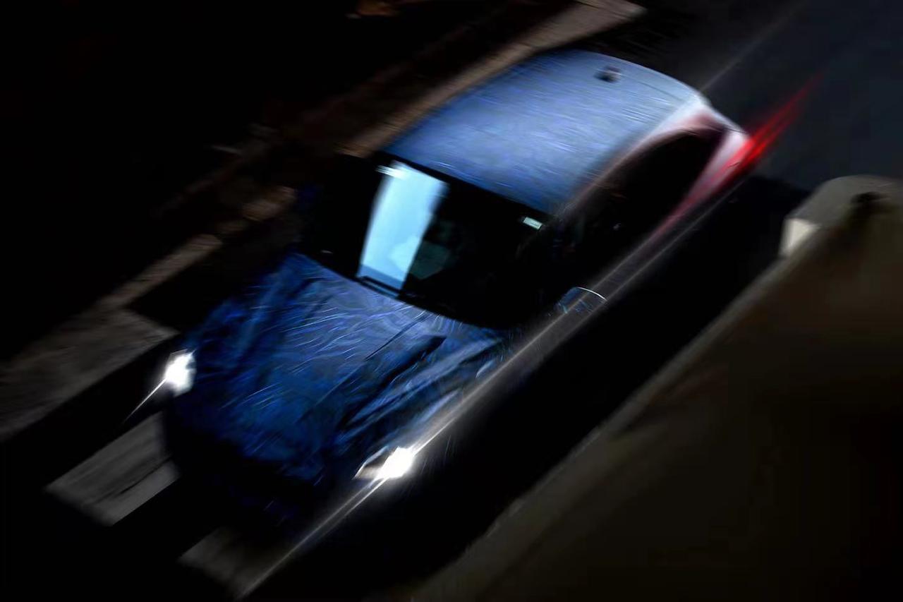 玛莎拉蒂全新SUVGrecale原型车独家实拍照率先公布，惊鸿一瞥，激动人心！Grecale的即将到来，使玛莎拉蒂在品牌全新纪元中，更坚定前行！#MaseratiGrecale
