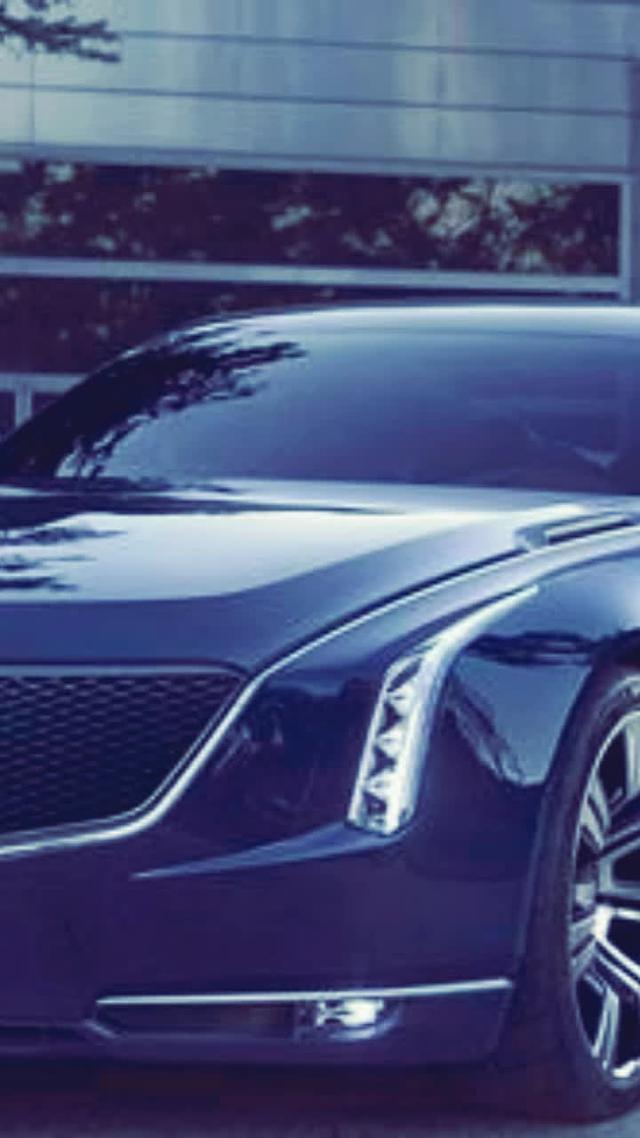 elmiraj凯迪拉克这款车属于豪华跑车，外观设计大气，前脸熏黑网状进气格栅配上LOGO大标，很有美式风范……