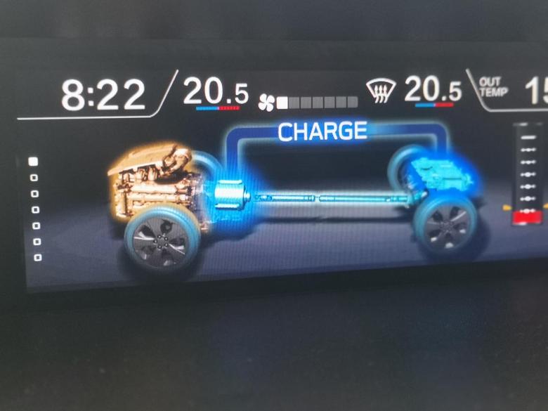 我是21款油森林人电混动车，每天早晨发动车显示电量低于15%。每天晚上都有电，早晨为什么亏电啊，是不是电池有问题！