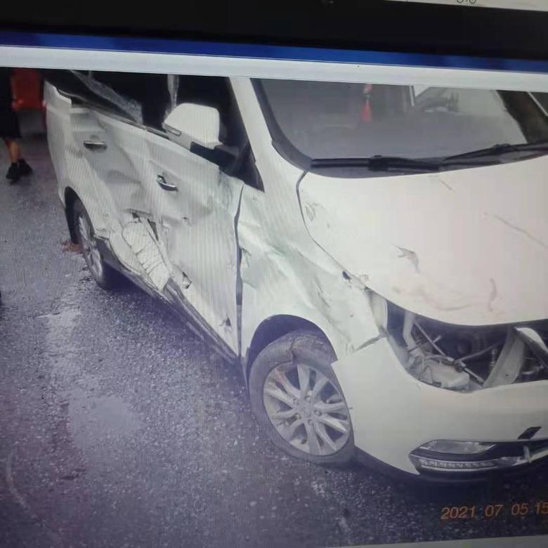 宝骏730车被撞了得花多少钱啊